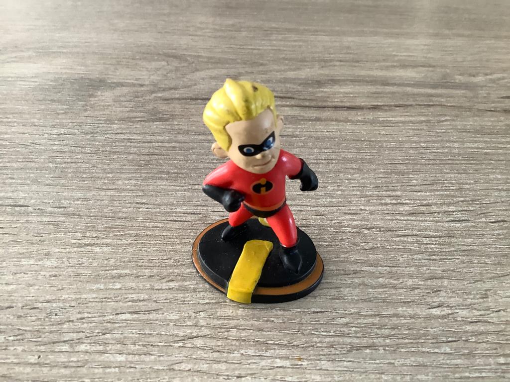Disney-Pixar Incredibles Dash Parr character (6 cm), Ophalen of Verzenden, Zo goed als nieuw