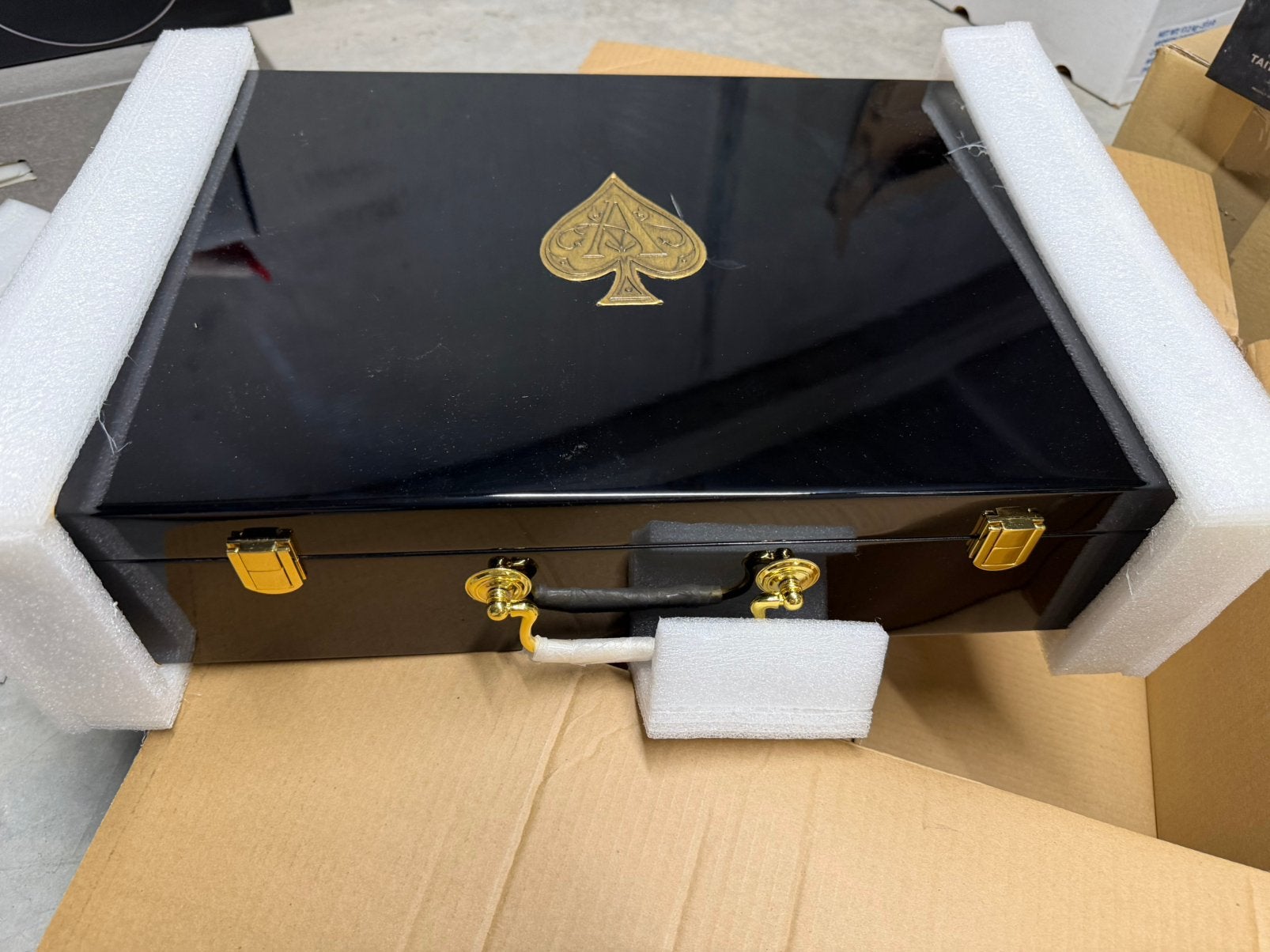 Luxury case Champagne glass Armand de Brignac, Ophalen, Nieuw