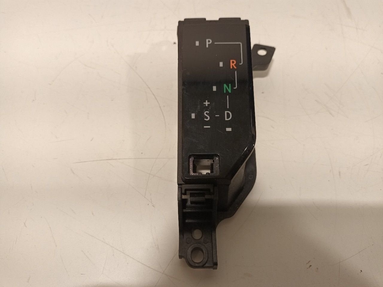 Schakelaar diversen Lexus NX, Onderdelen@venauto.nl, Van der Ven Autorecycling B.V., Ettenseweg 76, 4706 PB Roosendaal, The Netherlands