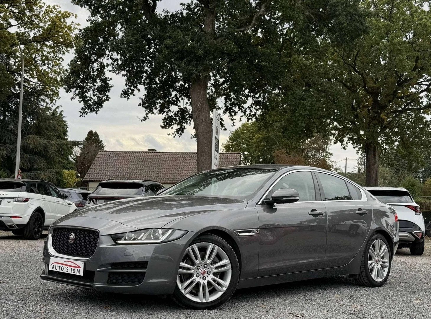 Jaguar XE 2.0D 56dkm Leder Camera Lijnass. 2017 Garantie!, Auto's, Automaat, 4 deurs, Zwart, 4 cilinders