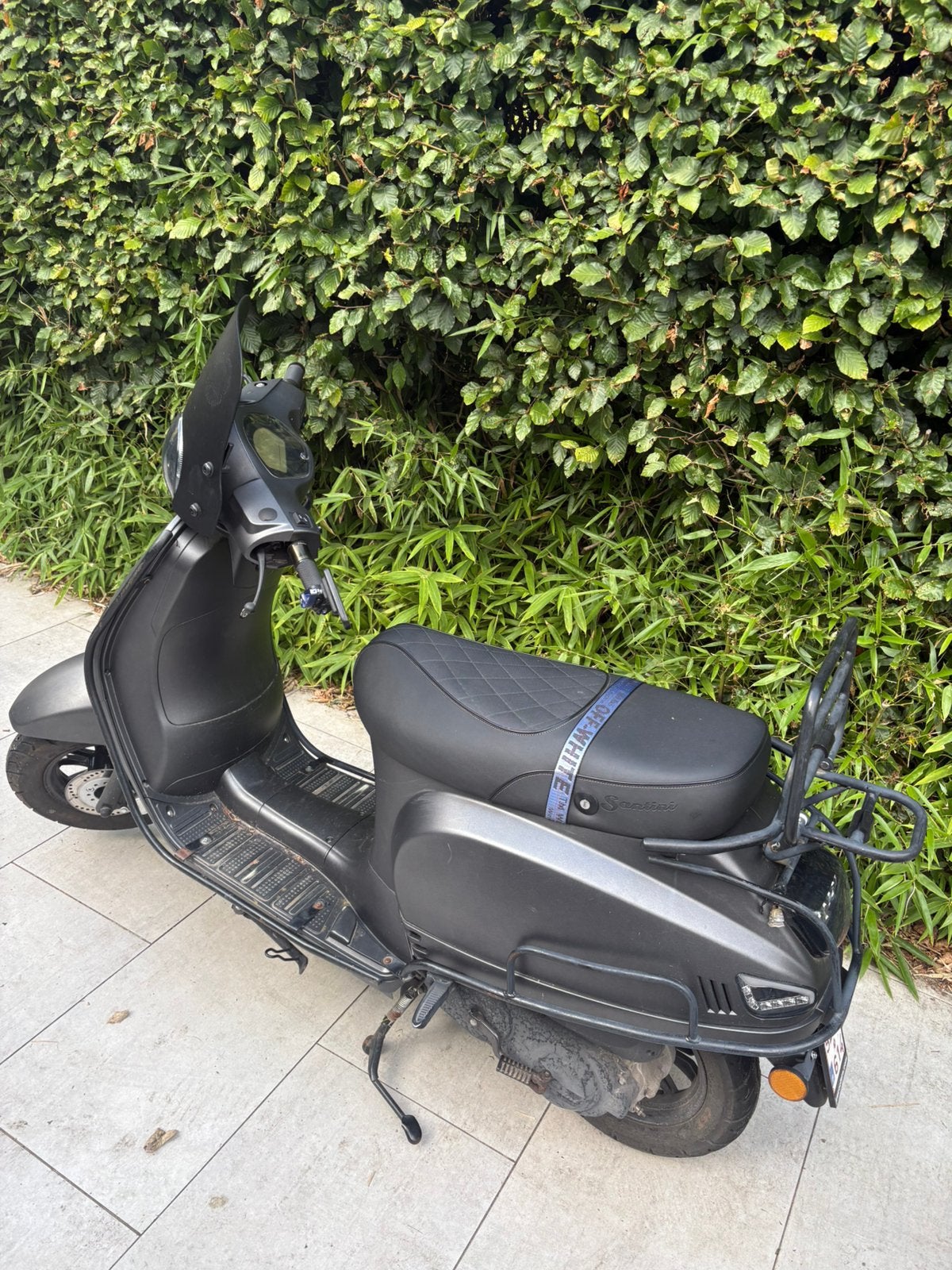 Santini capri scooter B klasse, Fietsen en Brommers, Zo goed als nieuw, Benzine, Ophalen, Overige merken