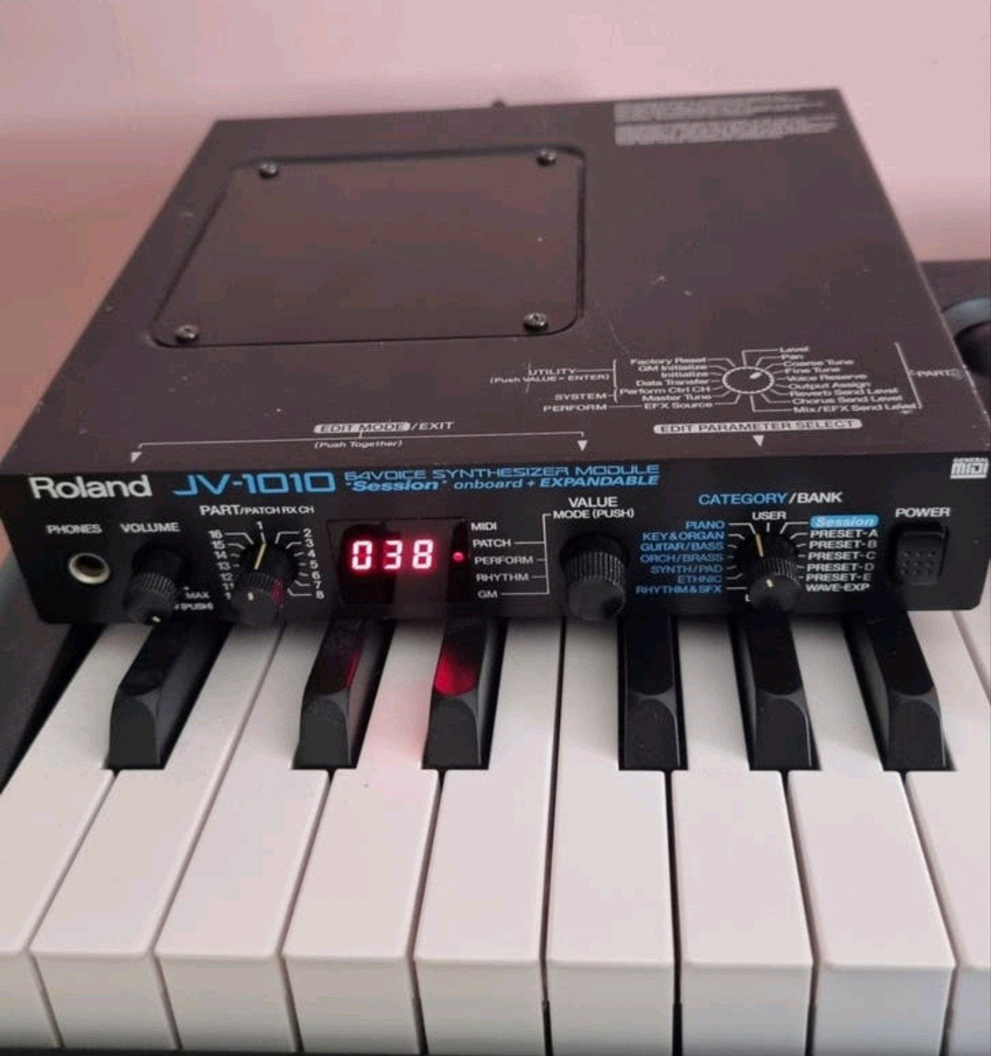 Roland JV1010 vintage synthesizer, Ophalen of Verzenden, Roland