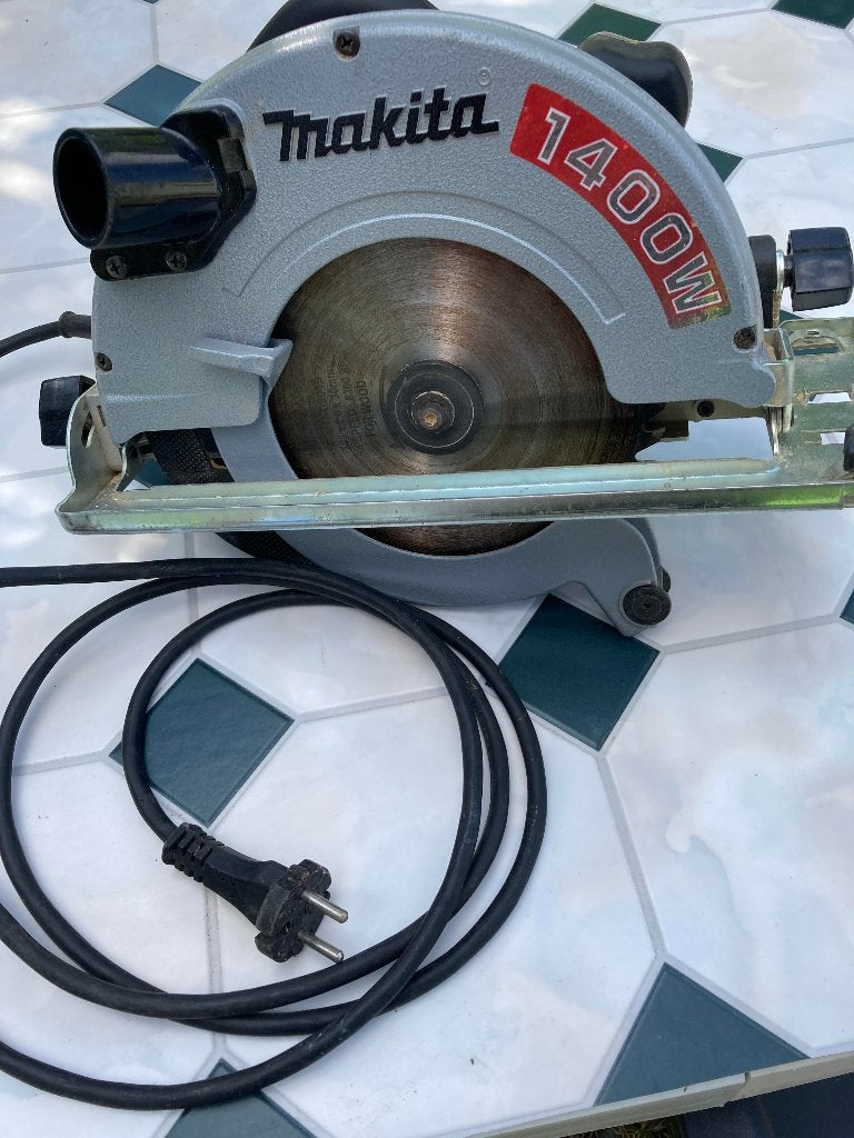 SCIE CIRCULAIRE, Enlèvement, Comme neuf, 1200 watts ou plus, Makkta