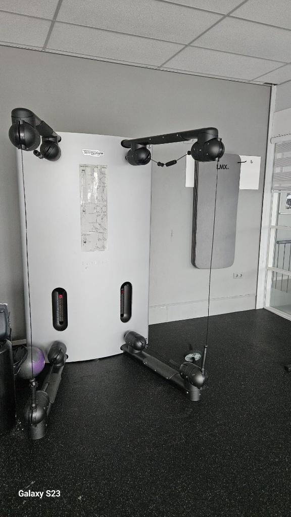 Technogym - Kinesis, Enlèvement