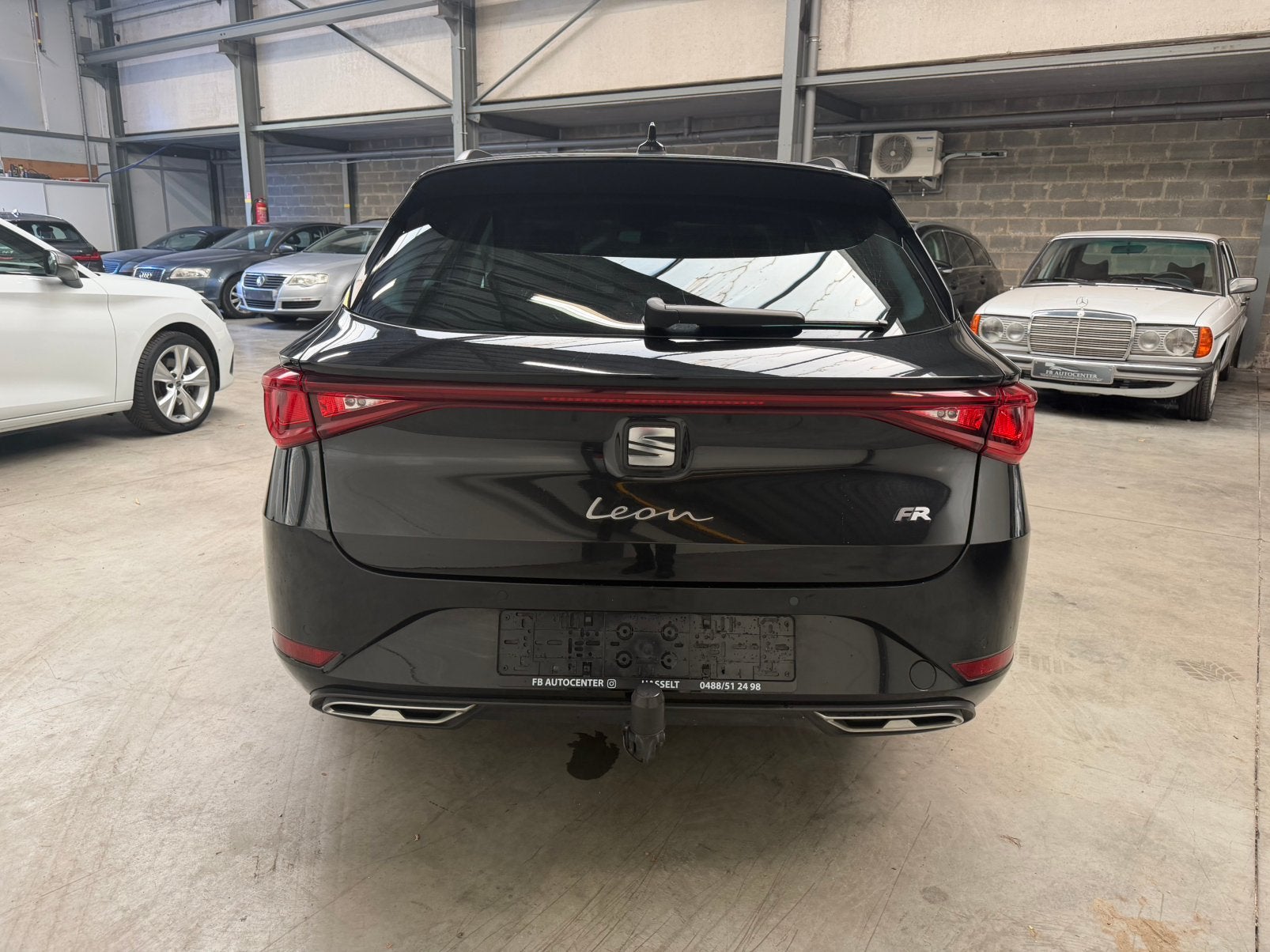TE KOOP: SEAT LEON FR 2.0 TDI DSG AUTOMAAT –, Auto's, 4 cilinders, Leon, Leder en Stof, Zwart
