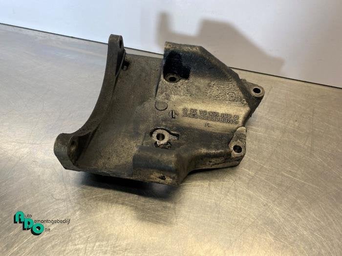 Support dynamo bas d'un Mercedes 200 - 500, 3 mois de garantie, Utilisé, -, -