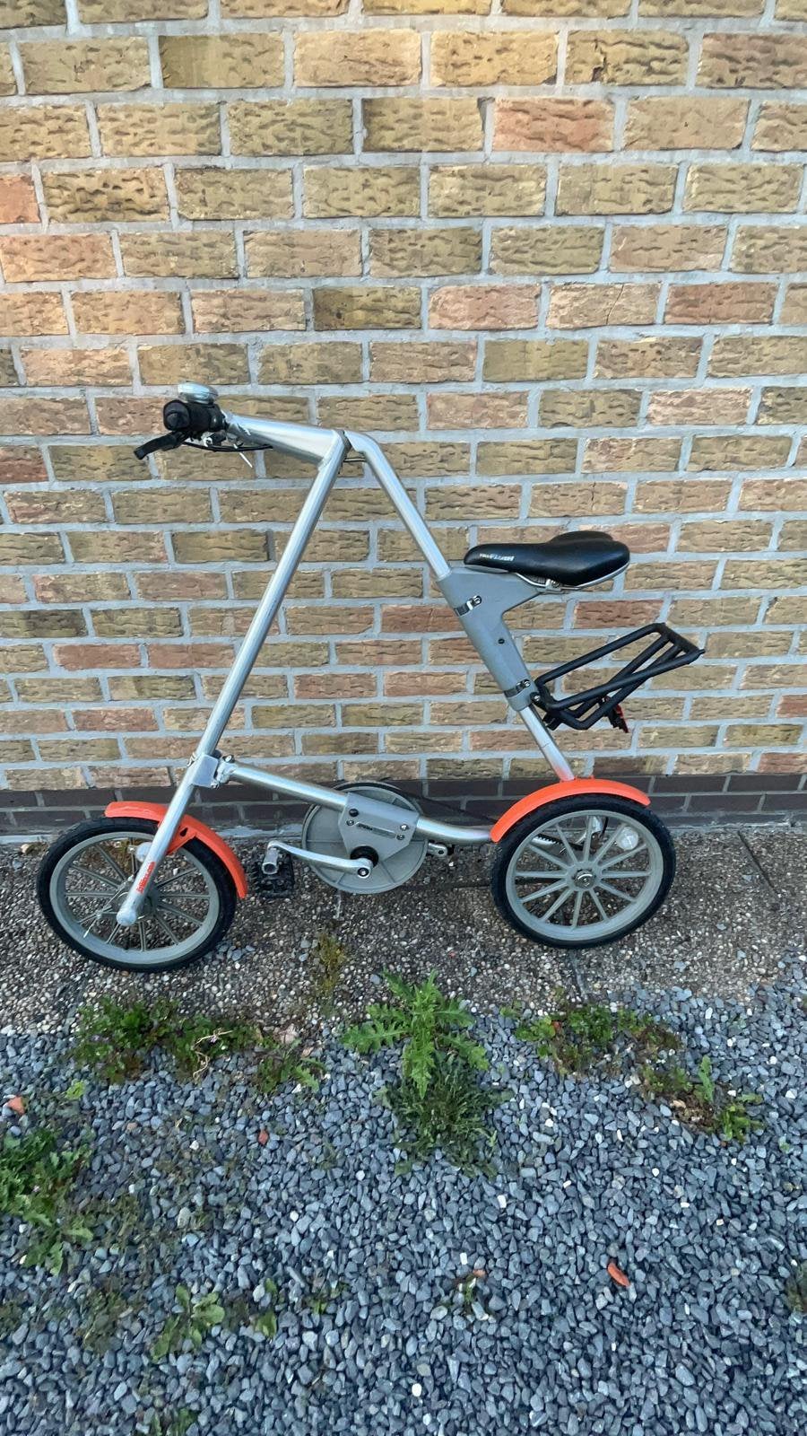 Strida vouwfiets, Fietsen en Brommers, Ophalen, Zo goed als nieuw