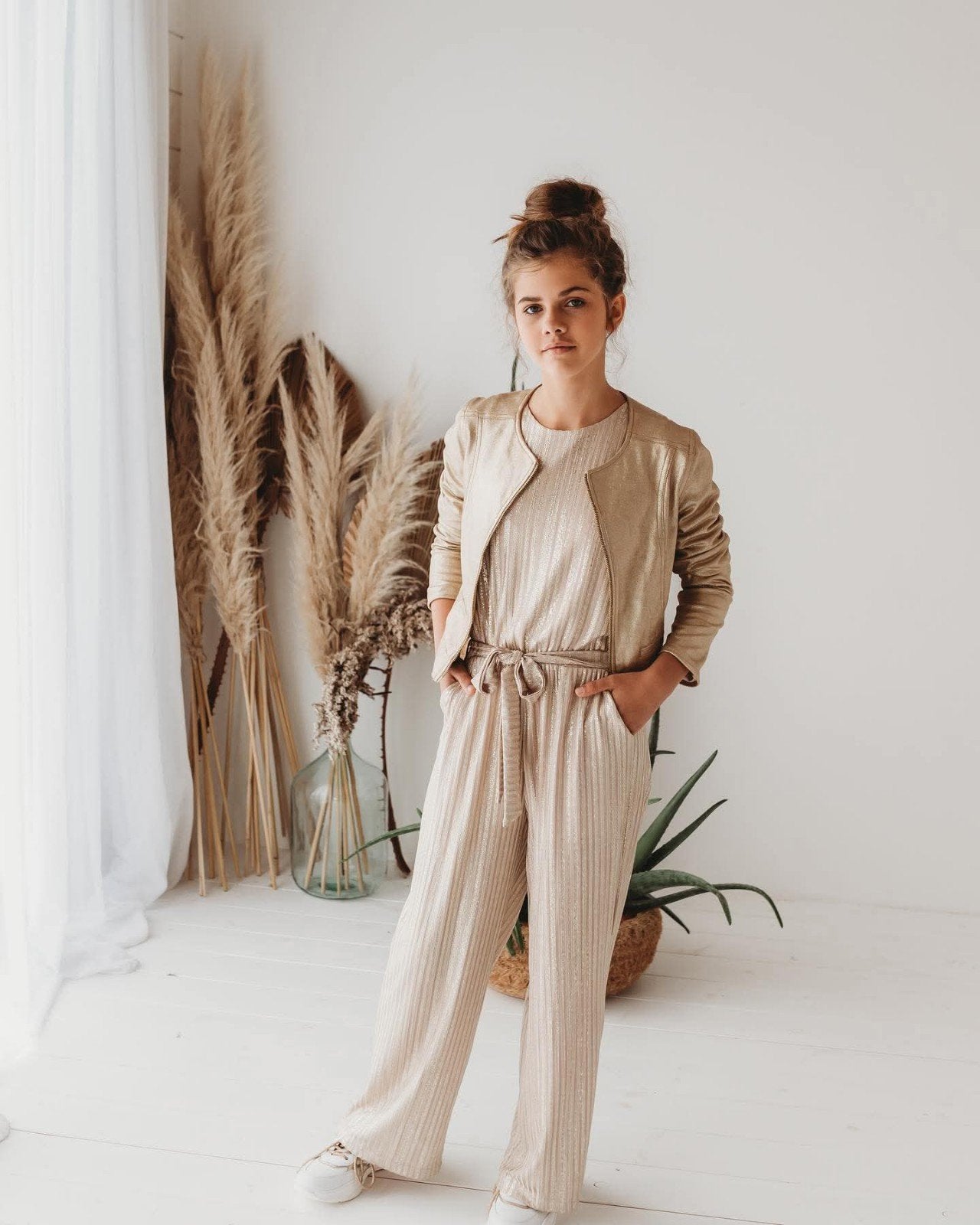 TE KOOP: Communiekleding jumpsuit Noali (maat XS), Kinderen en Baby's, Ophalen, Overige typen, Meisje, Zo goed als nieuw