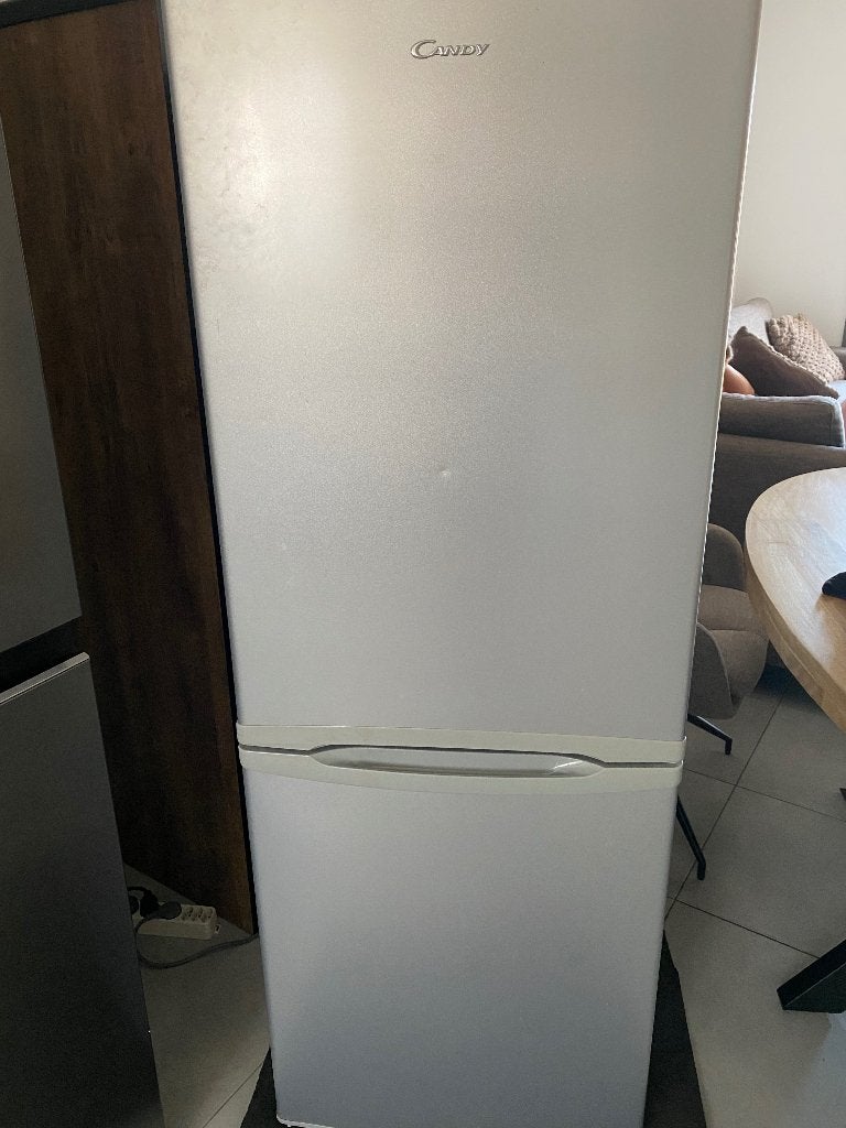 frigo, Elektronische apparatuur, Koelkasten en IJskasten, Ophalen, Gebruikt, 200 liter of meer, Met aparte vriezer