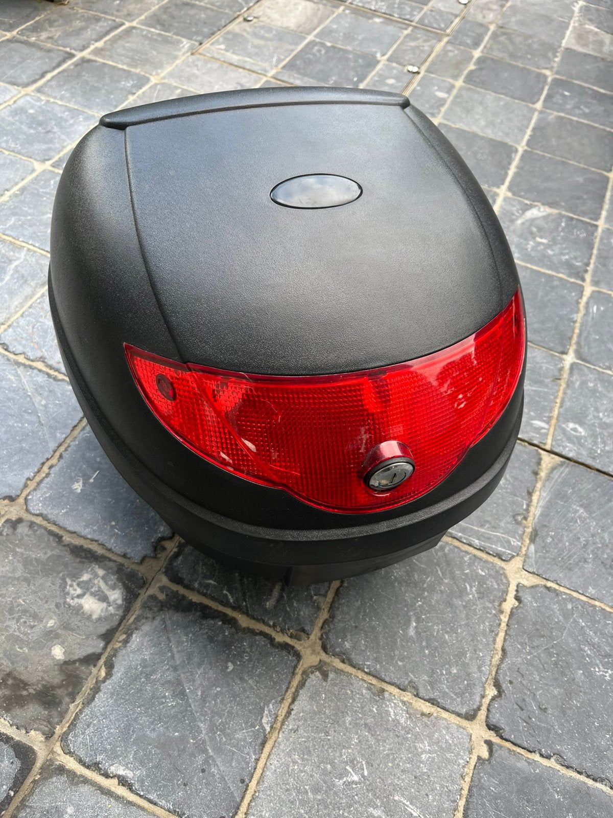 Tresco XL 24liter kofferbak, Motoren, Ophalen, Zo goed als nieuw