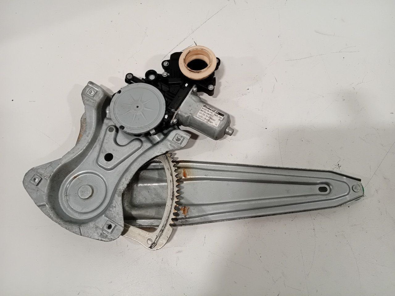 Raammechaniek elektrisch links achter Toyota Avensis, Onderdelen@venauto.nl, Van der Ven Autorecycling B.V., Gebruikt, Ettenseweg 76, 4706 PB Roosendaal, The Netherlands