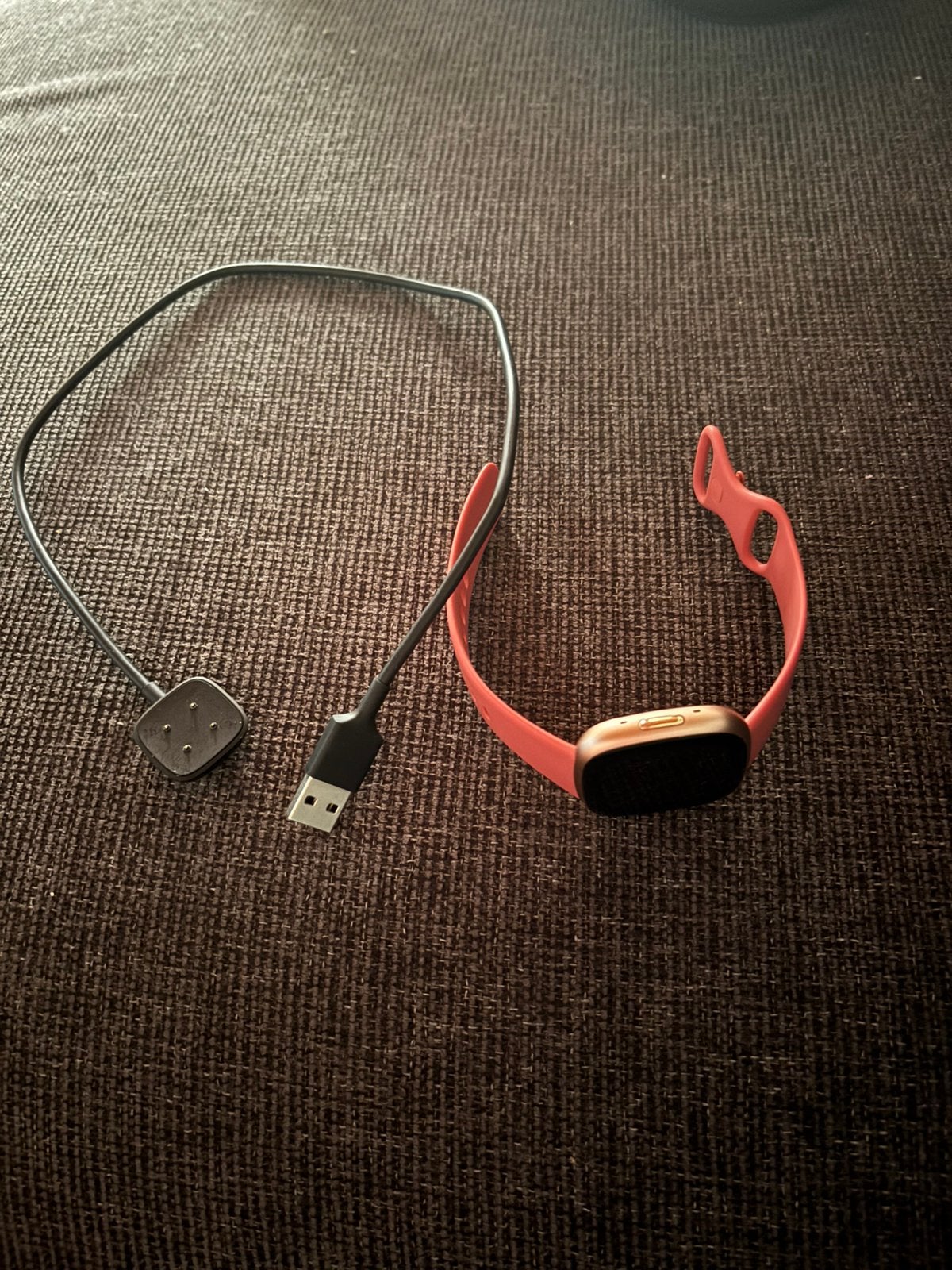Fitbit versa 4, Enlèvement, Comme neuf