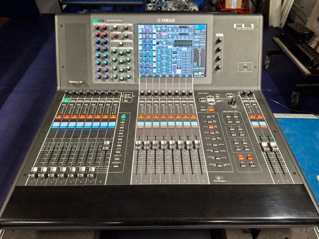 Yamaha CL1 mengtafel met 48/24 stagebox, Ophalen of Verzenden, Zo goed als nieuw, 20 kanalen of meer, Microfooningang