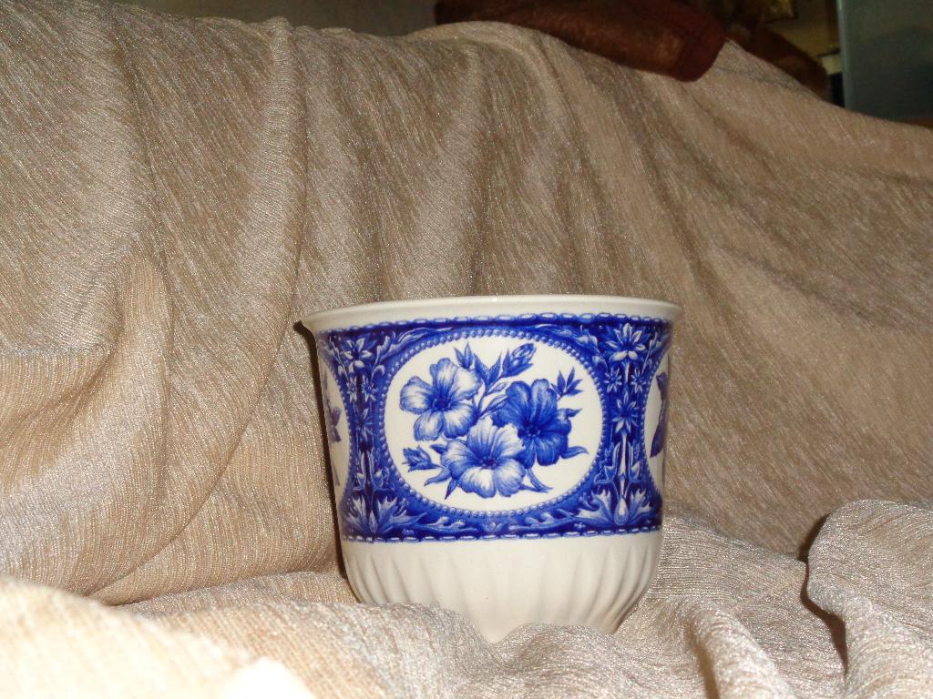 Vintage cachepot van Boch Frères La Louvière, Ophalen
