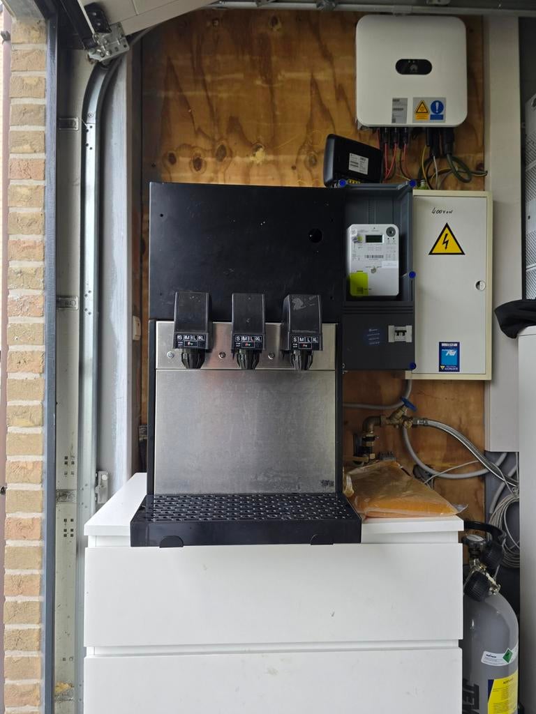 Distributeur automatique de boissons gazeuses, Enlèvement
