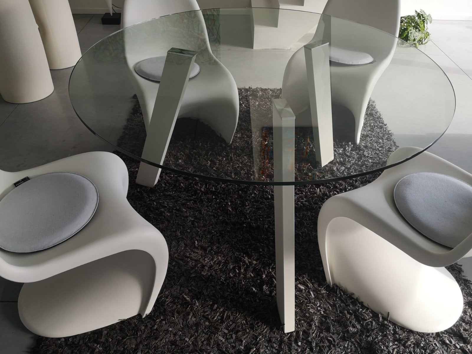 Eettafel Kave Home, Huis en Inrichting, Ophalen, Rond, Modern, Vier personen