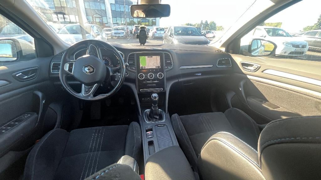 Renault  Megane 4 export ALGERIE, Autos, Achat, Boîte manuelle, Alcantara, 5 portes