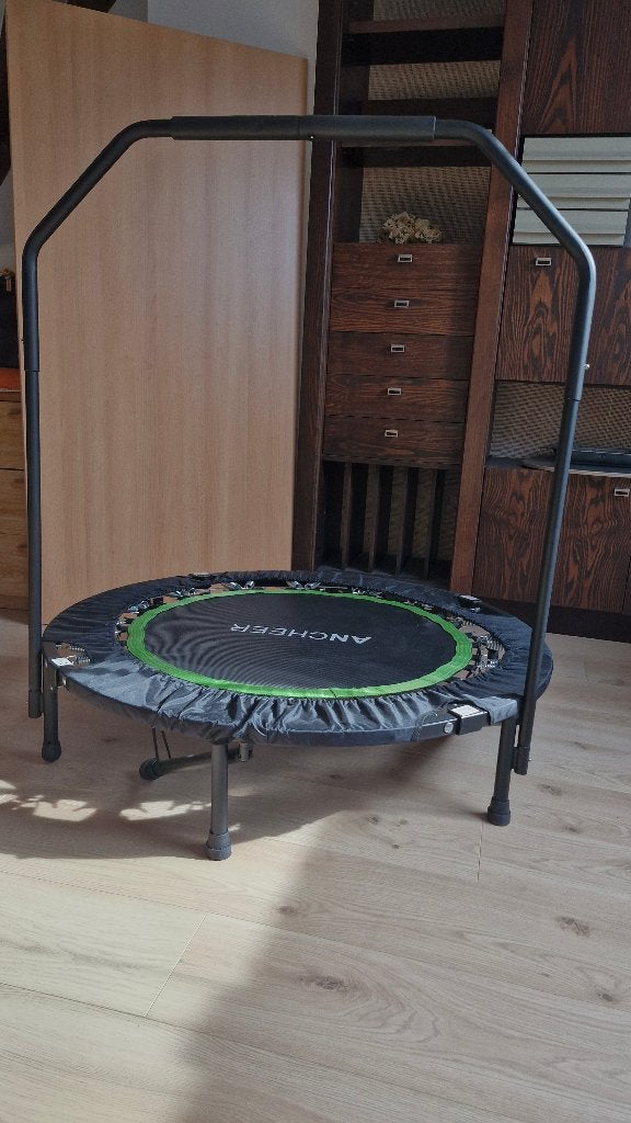TRAMPOLINE 100 CM, Enfants & Bébés, Jouets | Extérieur | Trampolines, Enlèvement, Comme neuf