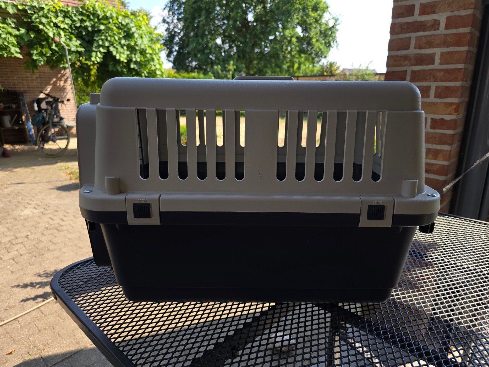 Hondenbench voor middelgrote hond, Animaux & Accessoires, Maisons pour chiens, Comme neuf, Niche à chien, Moins de 65 cm, Enlèvement