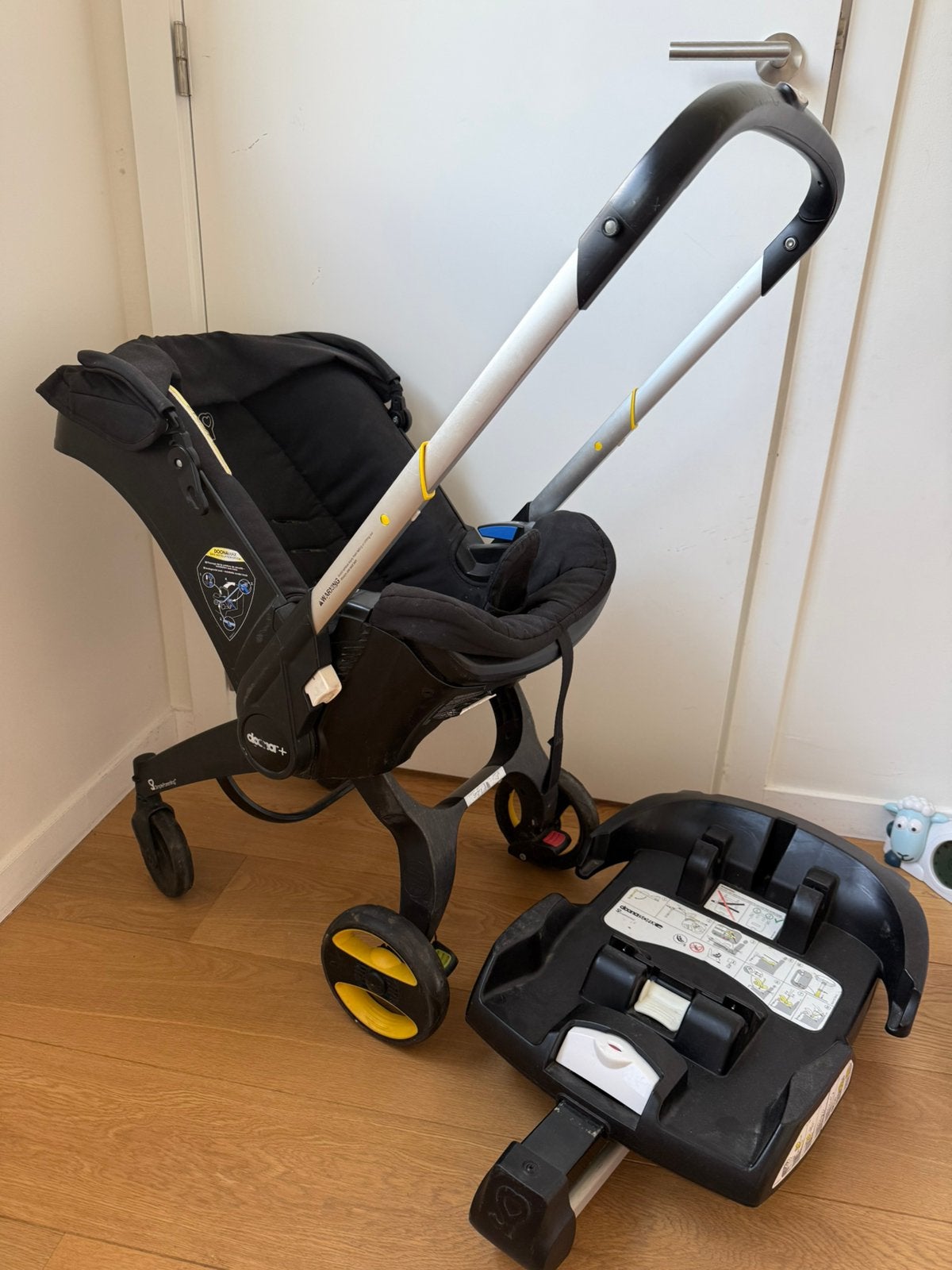 Zwarte doona met isofix, Gebruikt, Combiwagen, Met autostoeltje, Ophalen