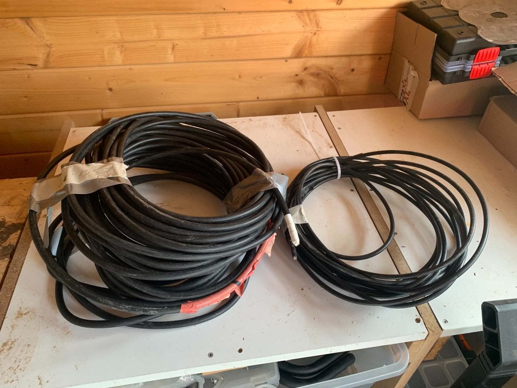 coaxkabel pe14 telenet 26.5meter + indoor coax 10.5meter, Doe-het-zelf en Bouw, Ophalen, Zo goed als nieuw