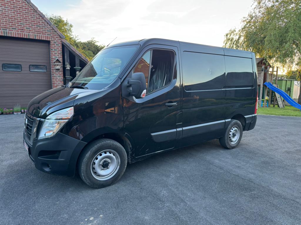 A vendre NISSAN NV400, Autos, Achat, Diesel, Automatique, Particulier
