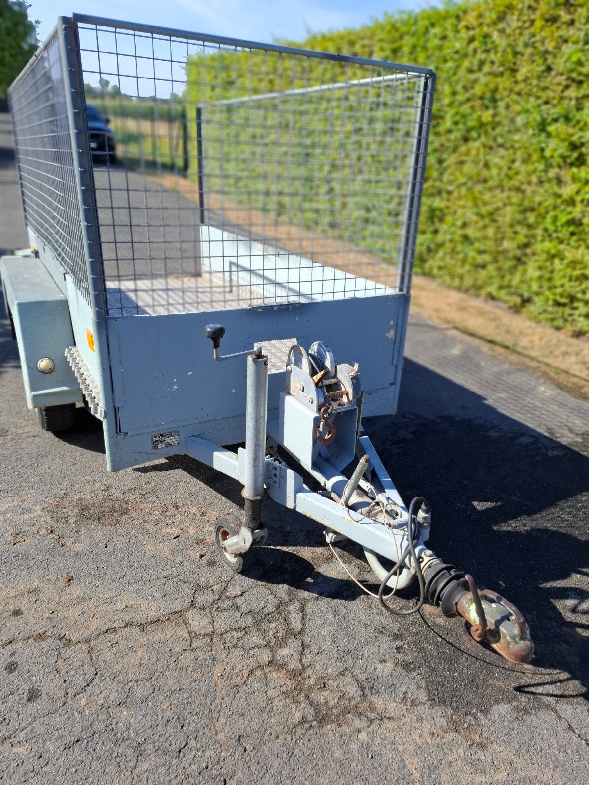 Aanhangwagen, Ophalen