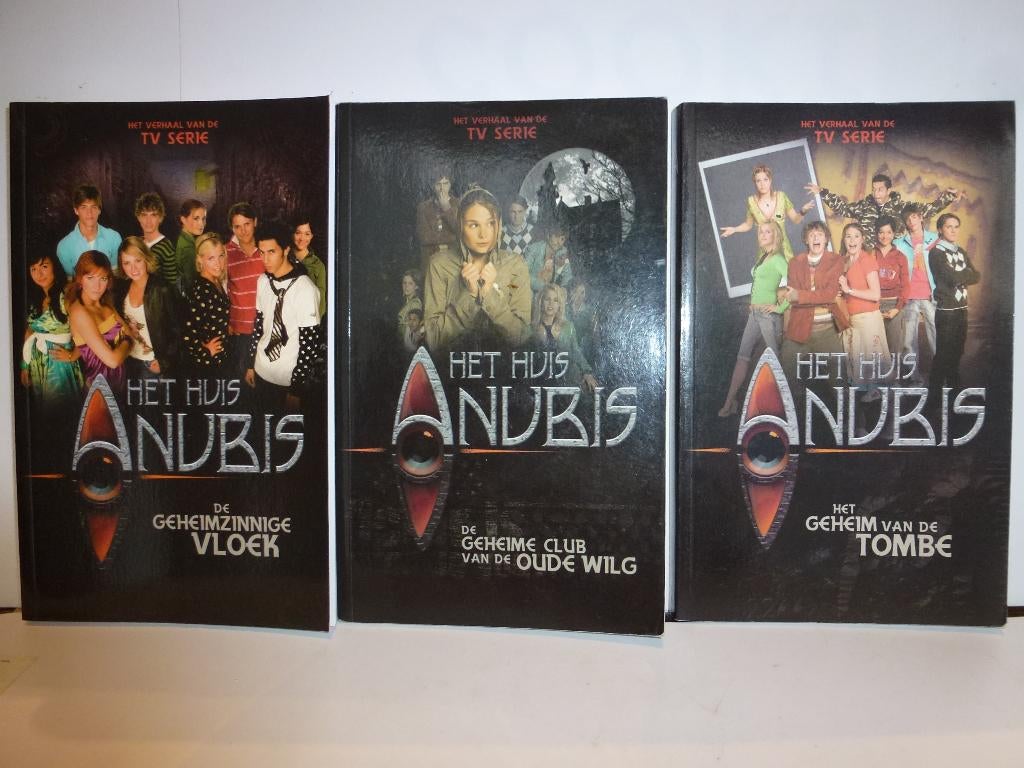 Het huis Anubis 3 boeken, Boeken, Ophalen of Verzenden, Zo goed als nieuw, Fictie