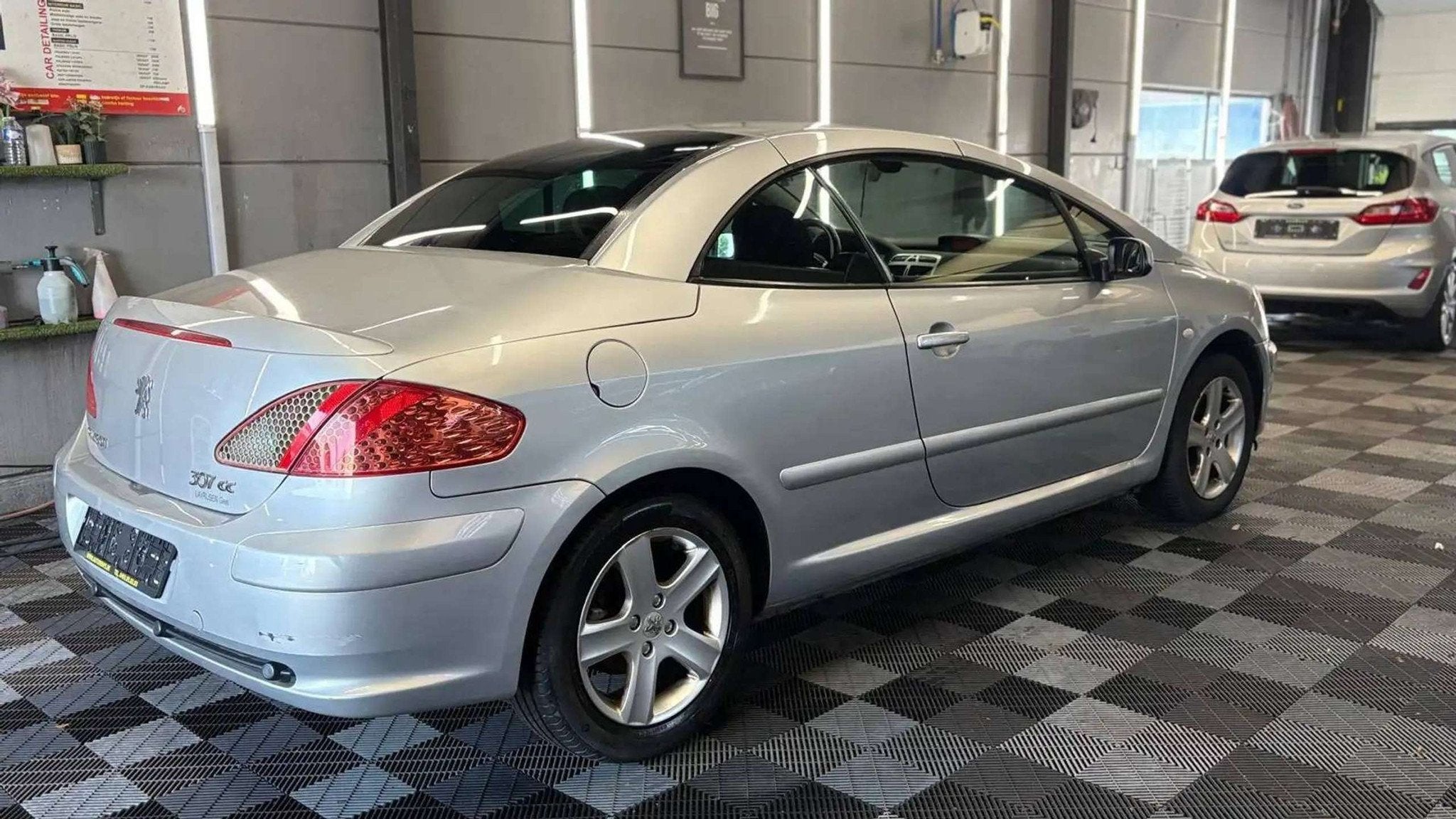 Peugeot 307 cc 1.6i benzine bj. 2005 140.058km, Autos, Argent ou Gris, Achat, Entreprise, Cabriolet