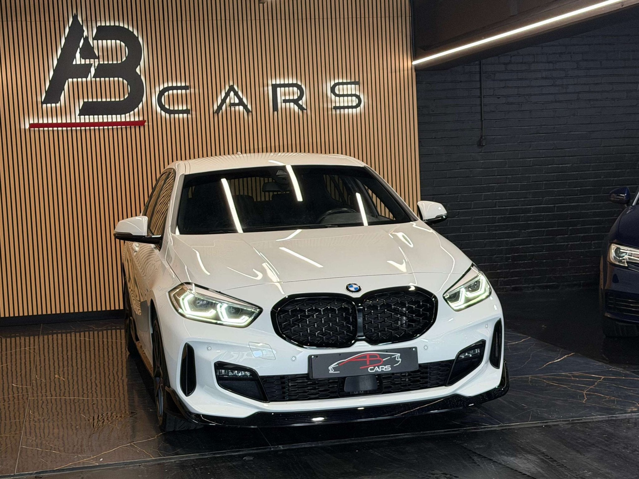 BMW 1 Serie 116 D PACK M PERFORMANCE * GARANTIE 12 MOIS *, Auto's, 1 Reeks, Gebruikt, Euro 6, 116 pk