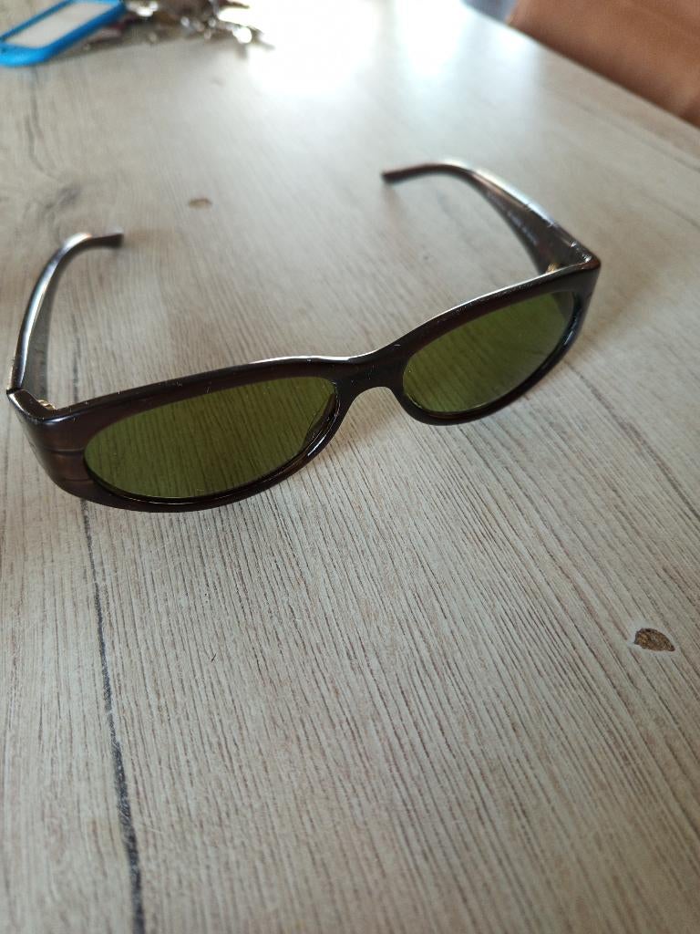 Gucci zonnebrillen, Ophalen of Verzenden, Gebruikt, Bril