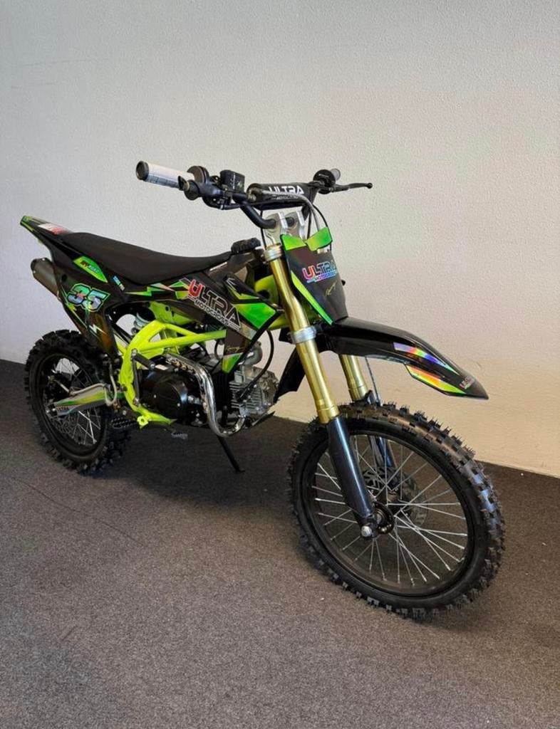 Ultra 125cc 4 takt pitbike /cross, Fietsen en Brommers, Ophalen of Verzenden, Zo goed als nieuw, Pitbike