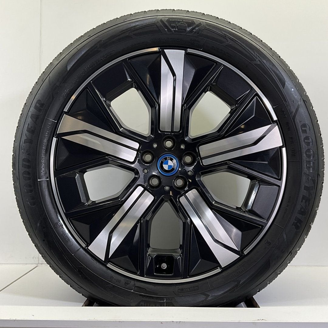 BMW IX20 WINTERBANDEN 21 INCH ORIG TPMS 1011, Autos : Pièces & Accessoires, Pneus & Jantes, Pneus et Jantes, Pneus hiver, 285 mm
