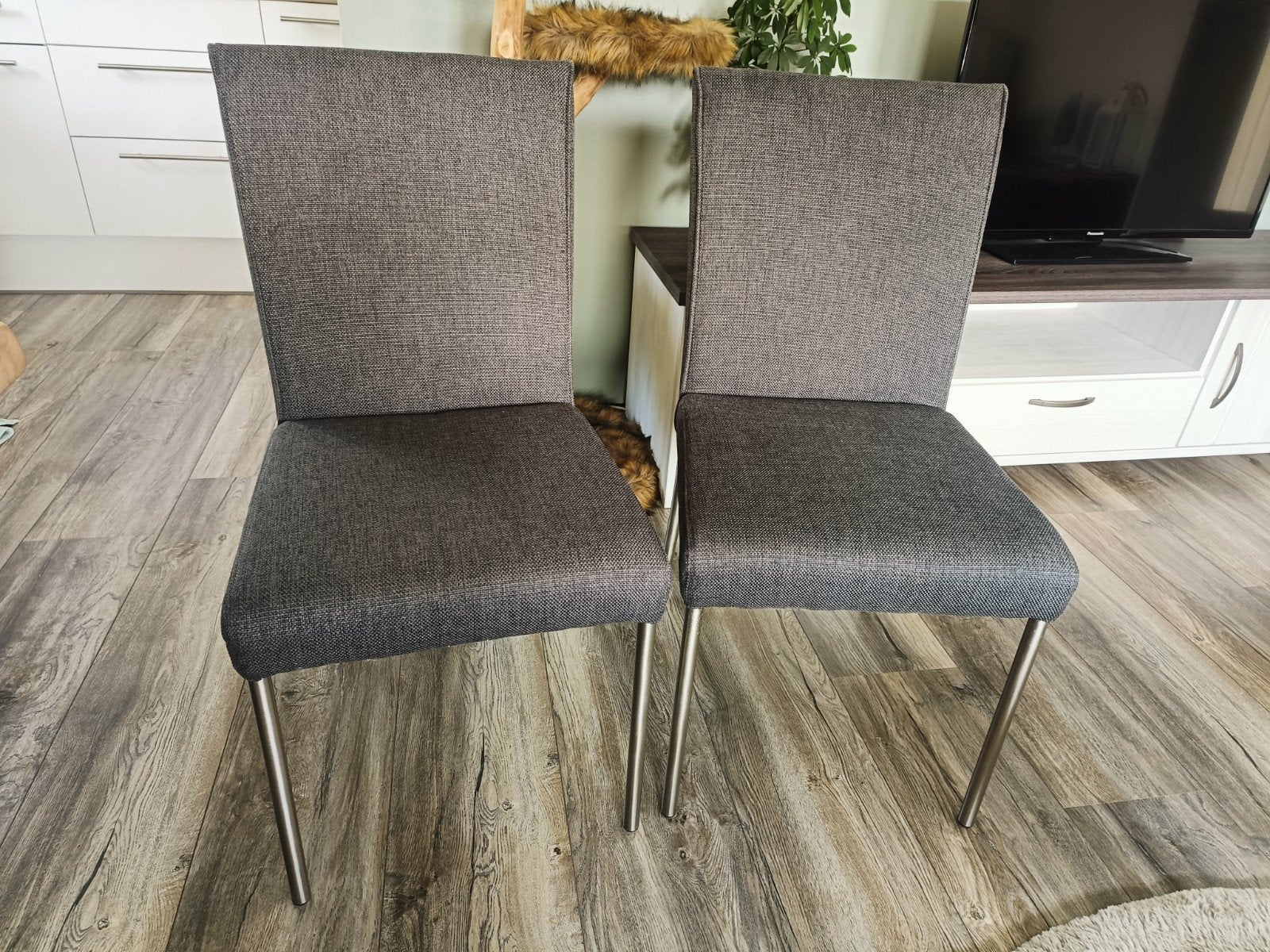 2 mooie grijze eetkamerstoelen, Maison & Meubles, Enlèvement, Gris, Tissus, Deux