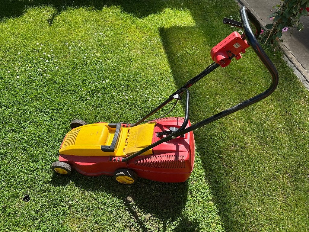 Wolf Garten Campus 32 F Grasmaaier, Tuin en Terras, Grasmaaiers, Gebruikt, Elektrische grasmaaier, 30 t/m 39 cm, Cirkelmaaier