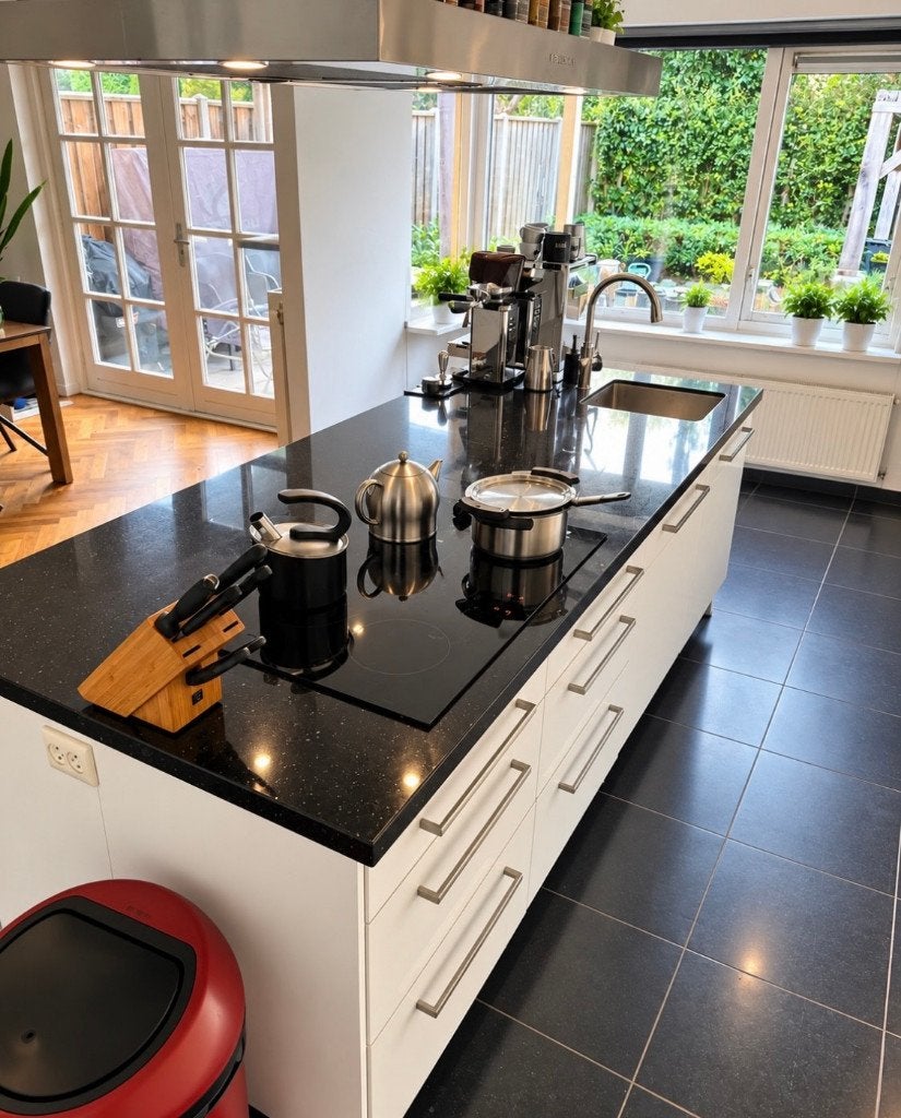 ⭐IKEA HOOGGLANS KEUKEN MET KOOKEILAND⭐, Huis en Inrichting, Greeploos, Wit, Graniet of Steen, Dubbelwandige keuken