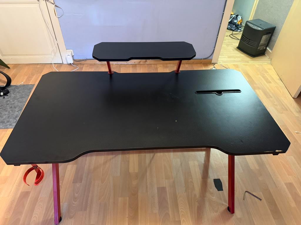 Bureau ‘´gaming’´, Enlèvement, Comme neuf