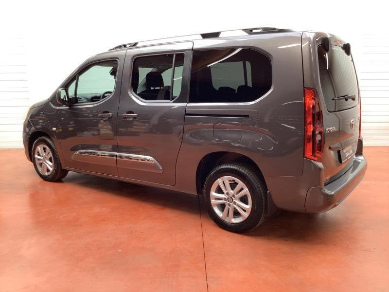 Toyota ProAce City Verso 1.5d 7P. Auto LWB MPV Toyota Proace, Auto's, Automaat, Euro 6, ProAce, 130 pk
