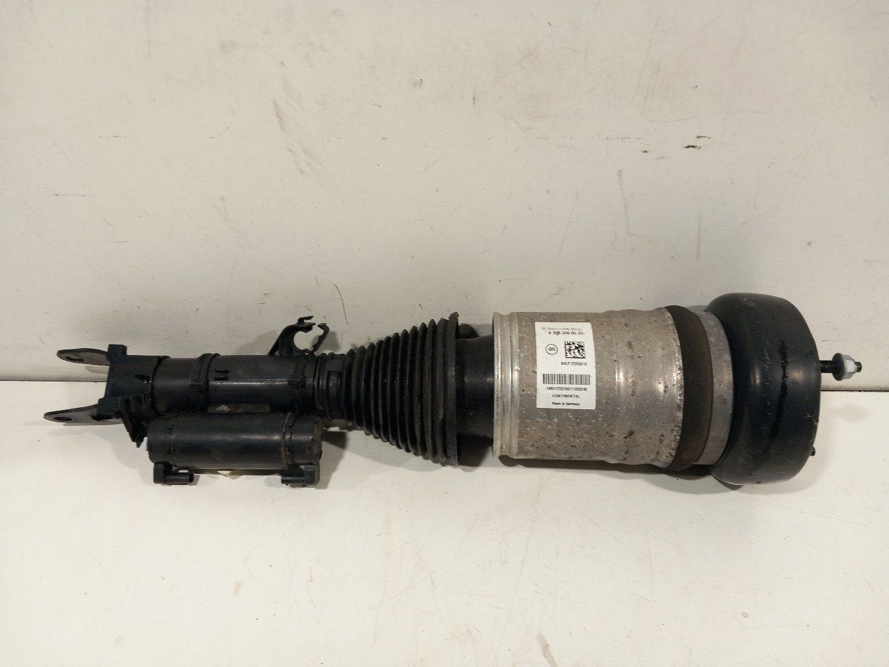 Veerpoot rechts voor Mercedes-Benz C-Klasse, Onderdelen@venauto.nl, Van der Ven Autorecycling B.V., Ettenseweg 76, 4706 PB Roosendaal, The Netherlands