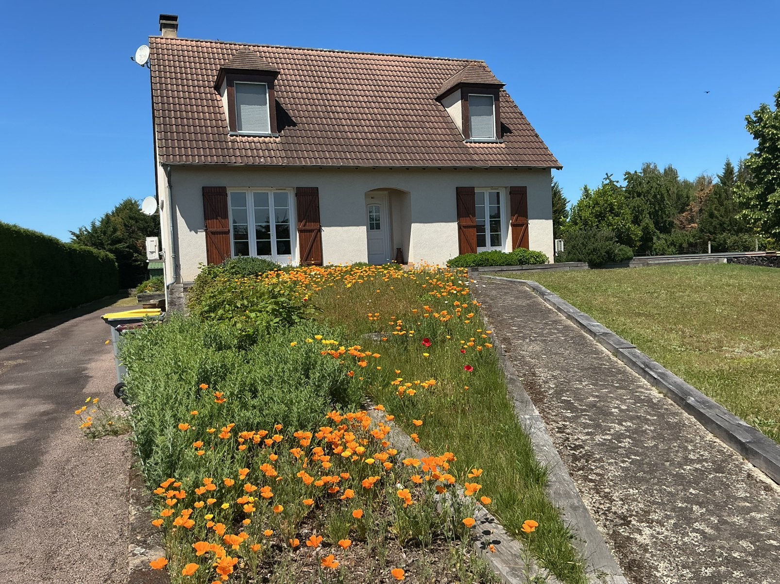 Gerenoveerd huis te koop in Frankrijk,Auvergne,Allier, Dorp, Woonhuis, 138 m², Verkoop zonder makelaar