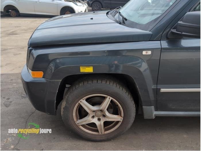 Aile avant gauche d'un Jeep Patriot, Autos : Pièces & Accessoires, Jeep, -, -, 3 mois de garantie