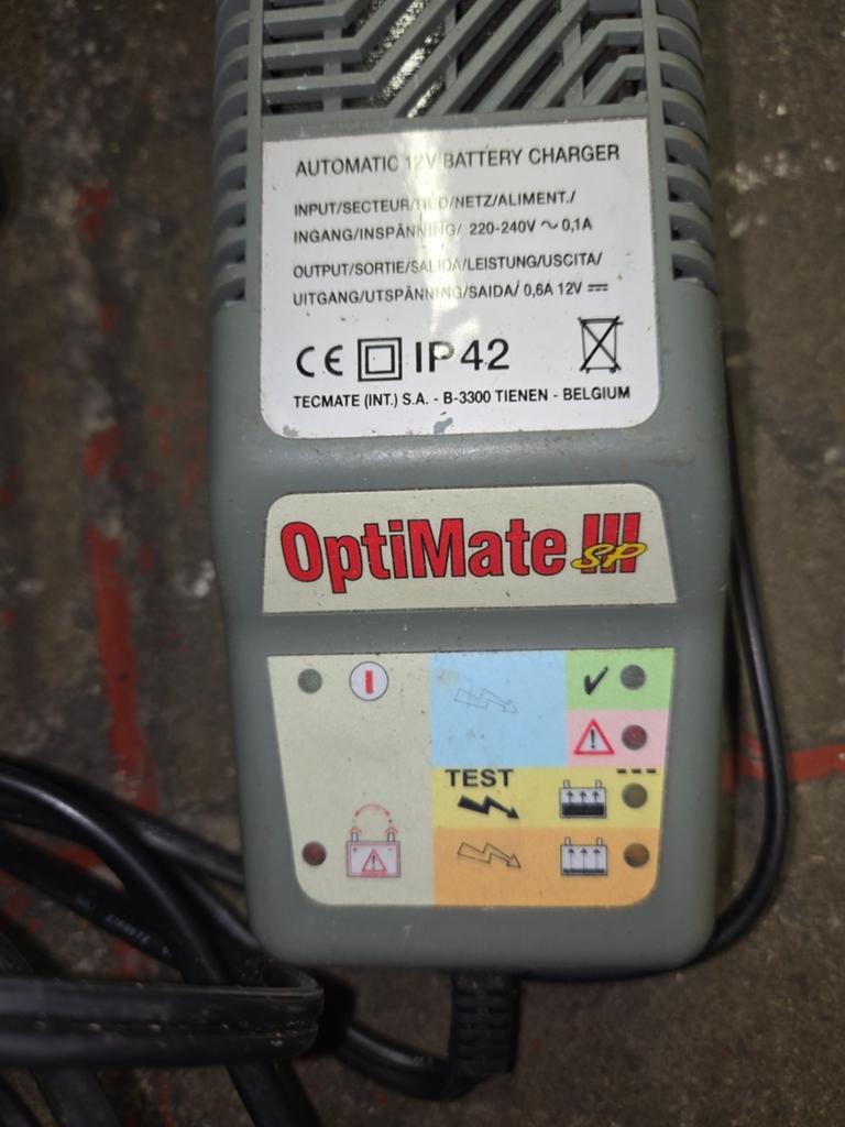 Druppelteller 220volt naar 12volt, Motoren, Ophalen