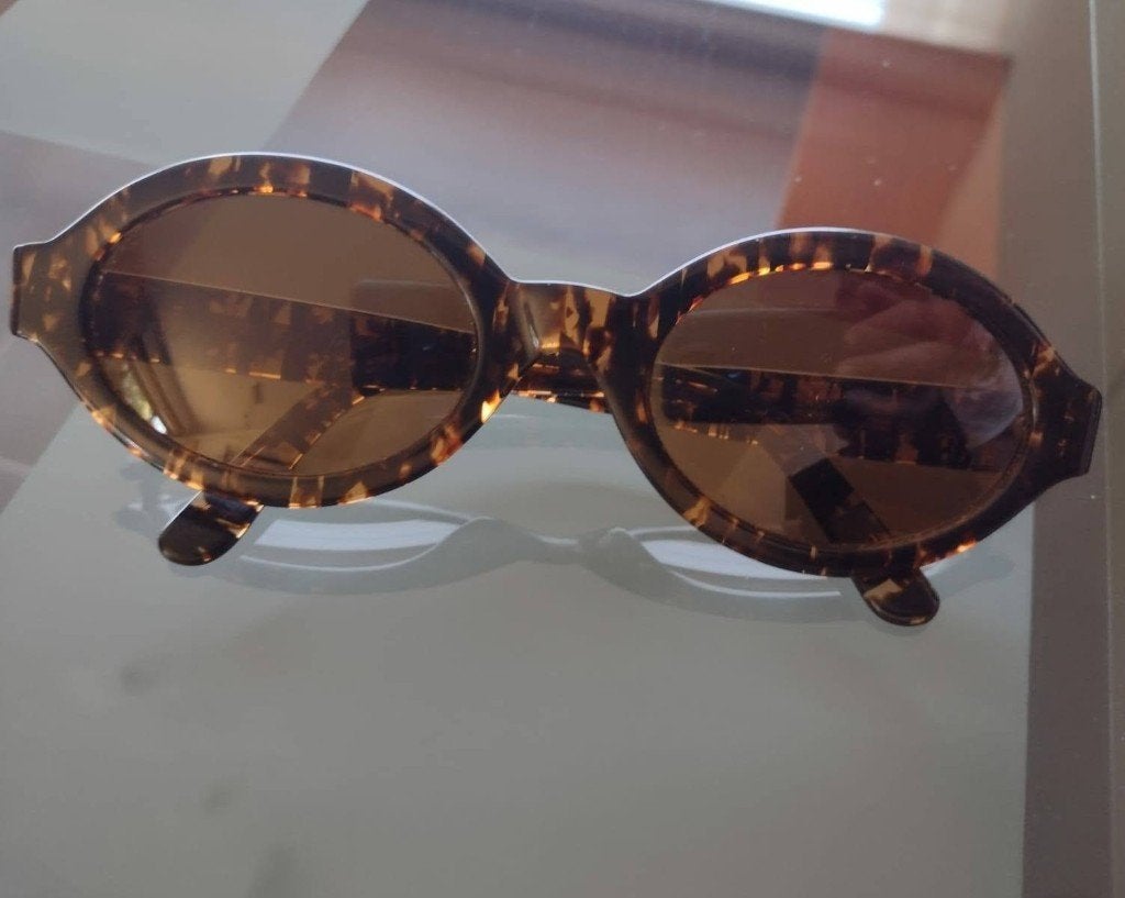 Vintage 90s Moschino by Persol Sunglasses, Handtassen en Accessoires, Zonnebrillen en Brillen | Dames, Zo goed als nieuw, Zonnebril