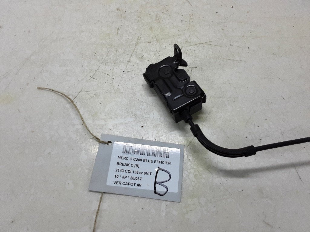 MOTORKAP SLOT Mercedes-Benz C Estate (S204), Gebruikt, Mercedes-Benz, Dialog.mb@mercedes-benz.com, Mercedes-Benz AG