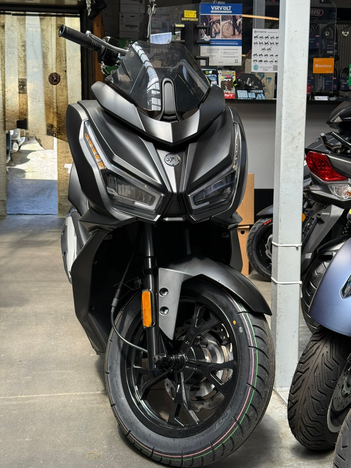 SYM JET 14 EVO 125 NOIR MAT | NEUF | 2.599 € | STOCK DISPO, Vélos & Vélomoteurs, Scooters | SYM, Enlèvement ou Envoi
