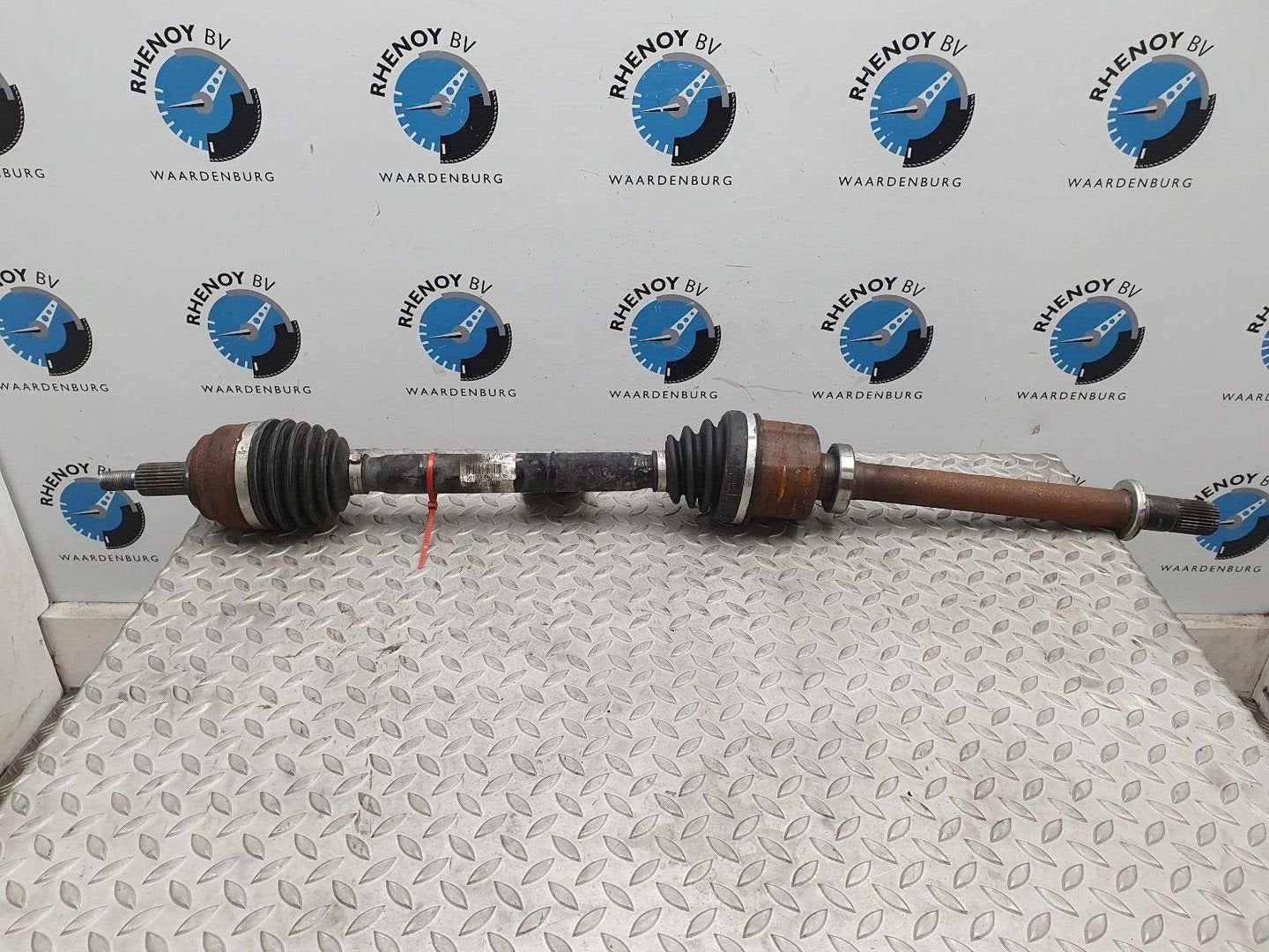 RENAULT LAGUNA AANDRIJFAS R 8200786810, 8201236068 2013, Auto-onderdelen, Ophalen of Verzenden, Gebruikt, ARN erkend