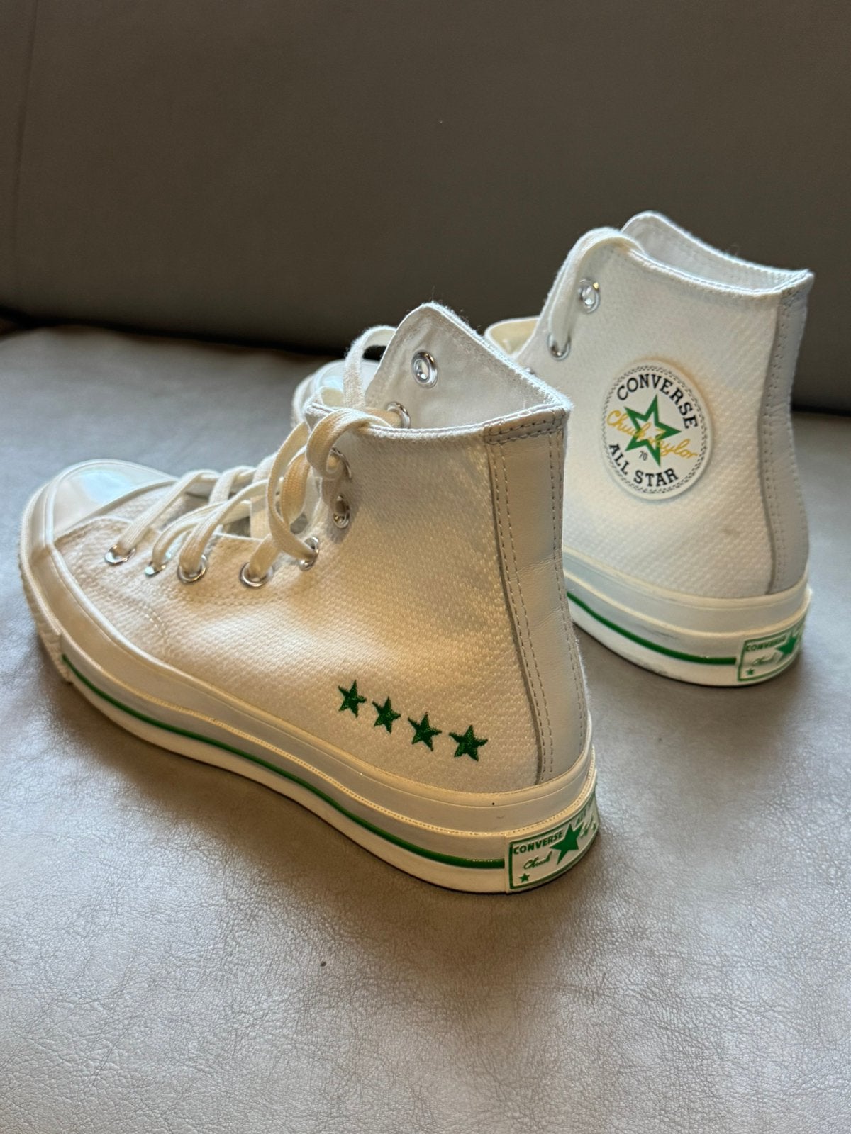 Chaussures converse taylor all star taille 37.5 neuves, Enlèvement, Blanc, Neuf, Chaussures de marche