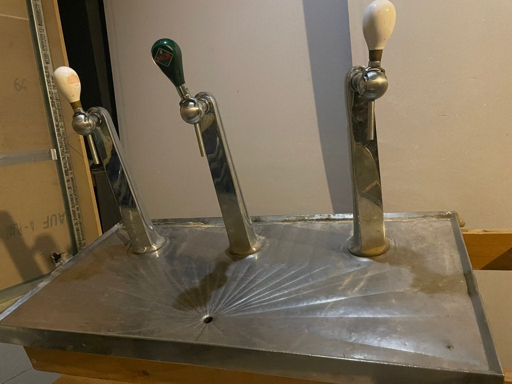 Robinets, Articles professionnels, Enlèvement, Utilisé, Installation pour bar