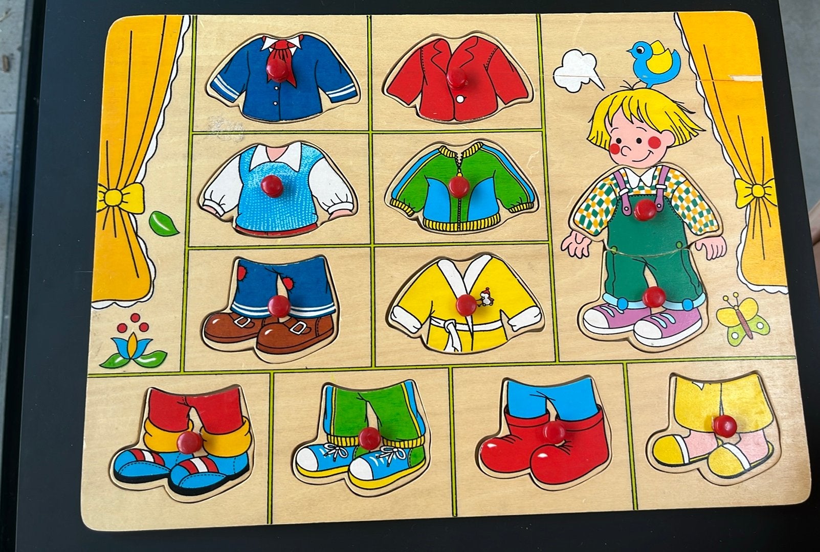 Houten inlegpuzzel kledij, Ophalen, Gebruikt