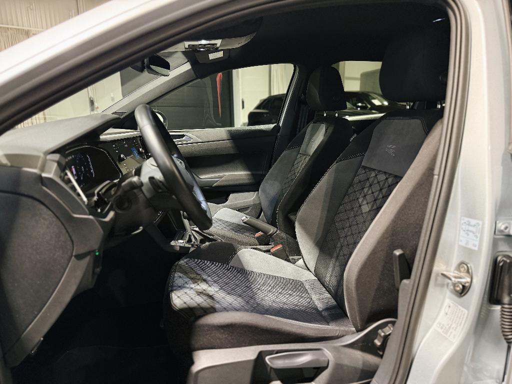 Volkswagen Taigo R-Line 1.0TSI DSG - Garantie, Autos, Volkswagen, Argent ou Gris, Achat, Euro 6, Entreprise